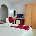 S2S Queen Trang Hotel