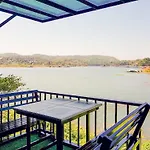 Phornpailin Riverside Resort