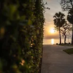 Sunshine Paradise Resort