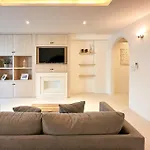 Costa Beach Residence & Jacuzzi