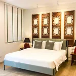 Tharaburi Resort