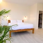 Gems Pool Villa Chanthaburi