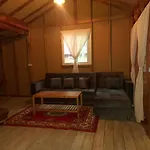 Lazy Hut