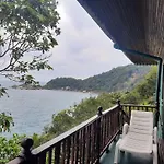 Hin Wong Apartments Dive & Snorkel Resort