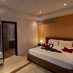 Chang Noi Paradise Apartments