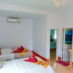 Hassana Garden Home