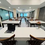 Usabai Riverside Boutique Hotel