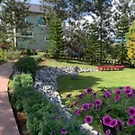 Campson Heaven Resort