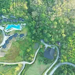 Khaolak Blue Sky Villa