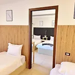 Palm Scenery Resort