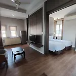 J Park Hotel - Sha Extra Plus