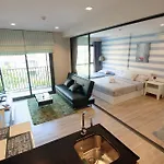 Let\'S Me Sea@Rain Cha-Am