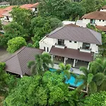 Villa Decor