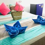 Miss Hong House