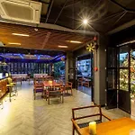 Loft Mania Boutique Hotel