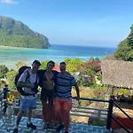 The View Hostel