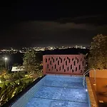 Sky View Luxury Pool Villa - Sha