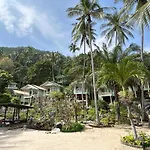 Apsara & Dragon\'S Supra Wellness Resort
