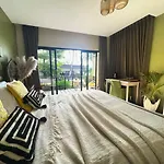Beachfront Sunset View Bungalow 1Bd/Kitchen/Pool