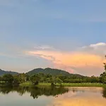 Tamnanpar Resort