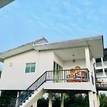 Sunset Hilltop Ocean View 2Bd House