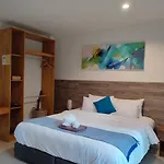 Phangan Akuna