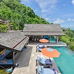 Villa Tiga - Cliffside Seaview Oasis