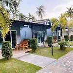 Smile Resort Koh Mook