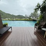 La Isla Pranburi Beach Resort