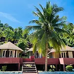 Koh Ngai Resort