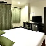 T.P. Place Hotel