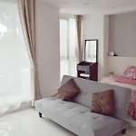 Acqua Apartment