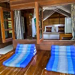 Lipe Beach Resort