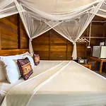 Lipe Beach Resort