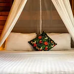 Lipe Beach Resort