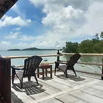 Navareeya House Seaview