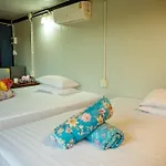 Beach Box Resort At Rimlay Rayong
