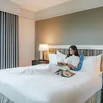 The Grand Riverside Hotel