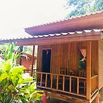 Lanta Maikeaw Bungalow