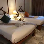 Seeharaj Hotel