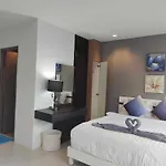 Grandblue Condo 102 By Malai