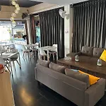 Lotus Art Guesthouse