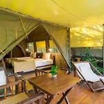 Hintok River Camp