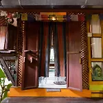 Good Life Dacha Wellness Homestay