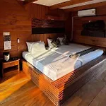 Ozone Resort & Pool Villa