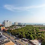 Grande Carribean L Family Stay L Pattaya L Luxury Views & Comfort