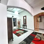 Bjou, Cosy Tropical Villa