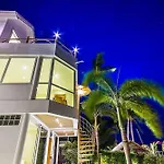 B1 - Aqua Organic Suites