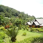Diamond Cave Resort