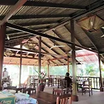 Phanom Bencha Mountain Resort